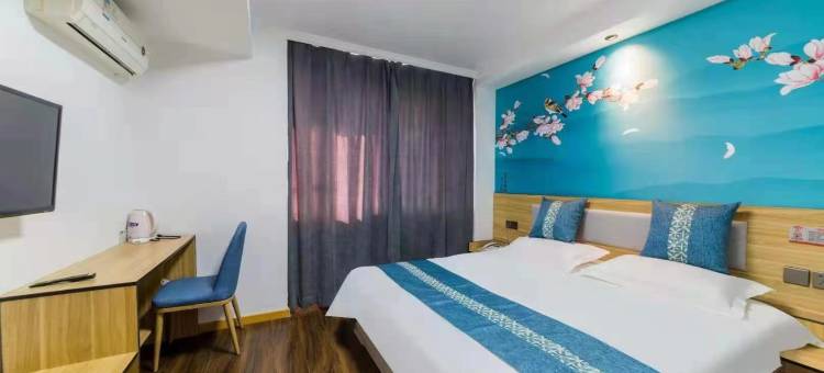 诚华酒店(昭乌达路内蒙古大学店)图片