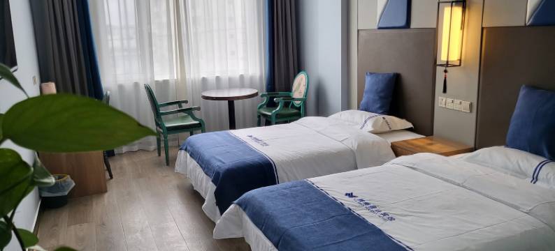 雅缦假日宾馆图片