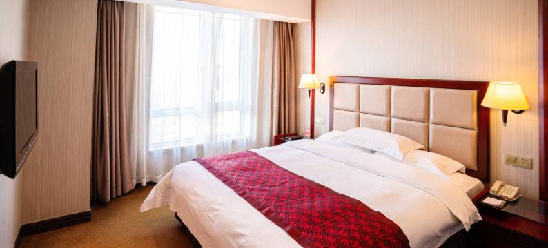 沈阳荣富饭店(太原街沈阳站西广场店)图片