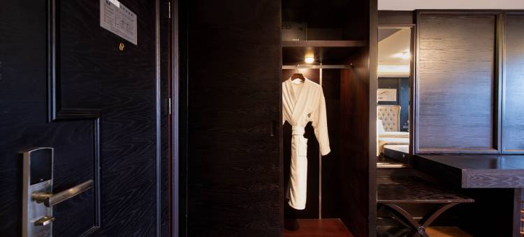 云上洛洛酒店(温州乐清柳市店)图片