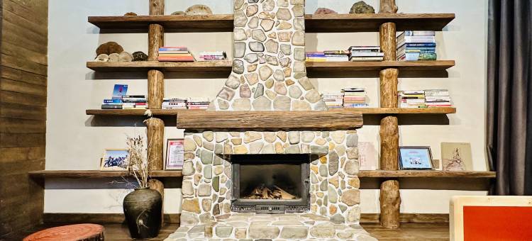 满归岭上花开民宿图片