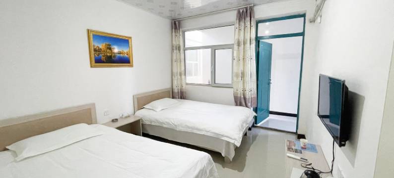 额济纳旗陆家大院图片