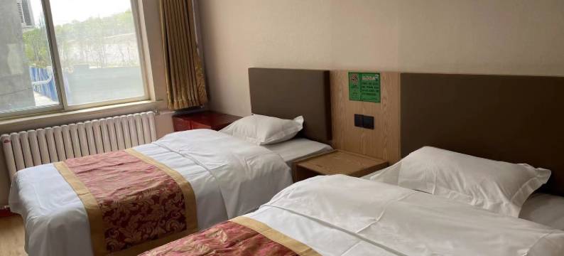 华威酒店(总部基地云岗路店)图片