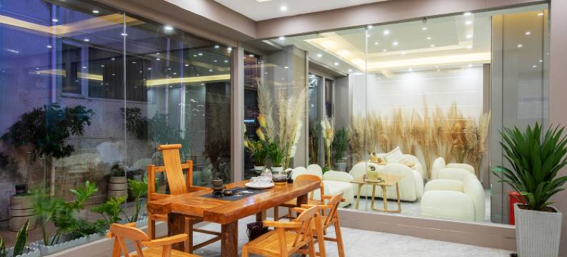 大理双海月海景酒店(兴盛大桥店)图片