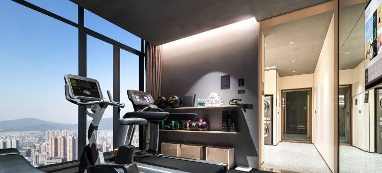 衢州江山城南东方广场莲花山大道亚朵酒店图片