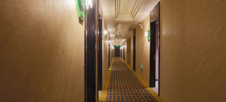 朋克芭蕾酒店(扬州大学荷花池店)图片