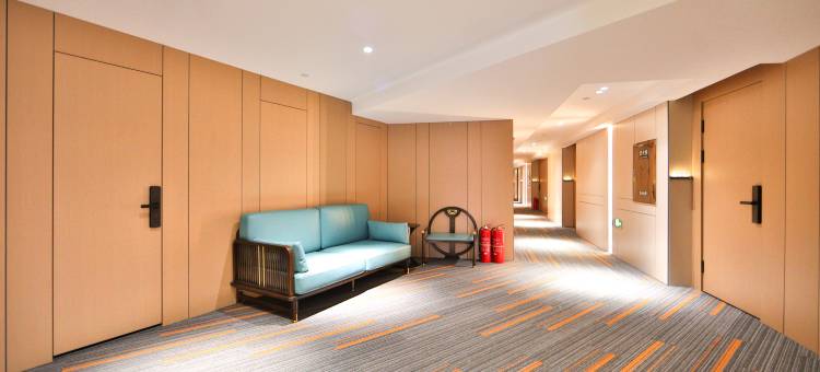 亿龙酒店(吉林火车站财富广场店)图片