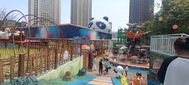 伴山民宿(长沙高铁南站体育新城店)图片