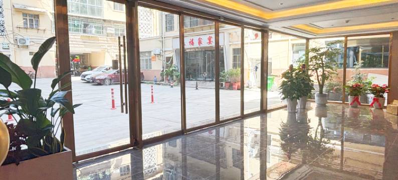 郧西长宏假日宾馆图片