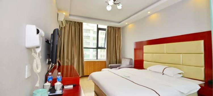小百花酒店(六盘水人民广场高铁站店)图片