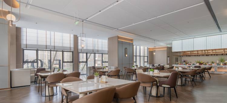 艺龙酒店(湛江海湾大桥万达店)图片