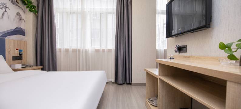 清风酒店(南京火车站迈皋桥地铁站店)图片