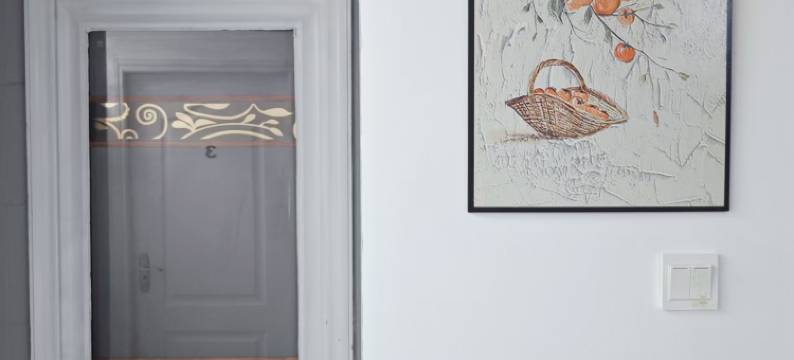 愉颜悦舍青年公寓(深圳之眼店)图片