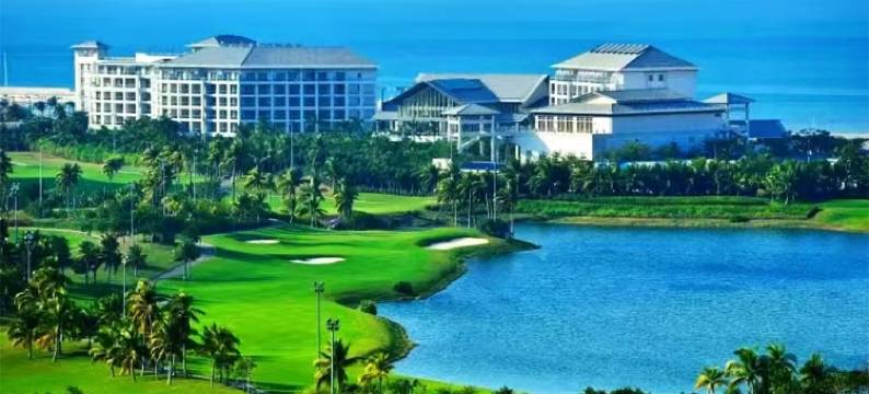 三亚明申高尔夫度假酒店(鹿回头风景区店)图片