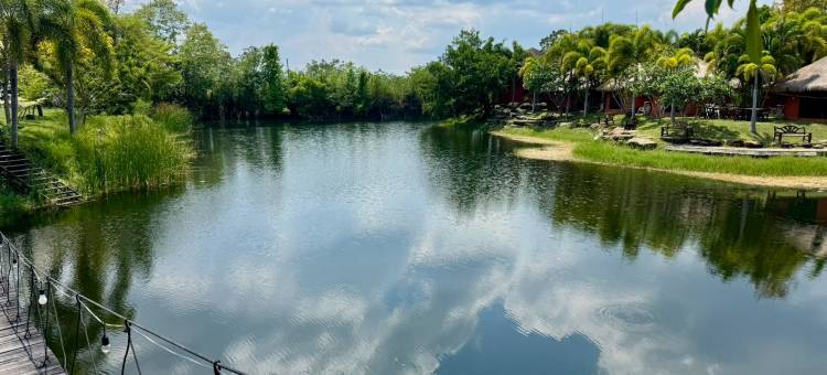 考艾湖山丘度假村(Khao Yai Lake Hill Resort)图片