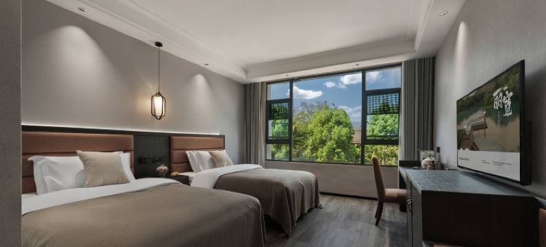 RelaxCan丽宽汤泉酒店(峨眉山风景区报国寺店)图片