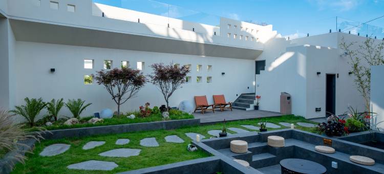 大理泊岚云海设计师美宿(洱海生态廊道龙龛码头店)图片