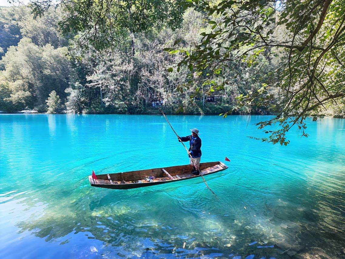 花芝筑·云境高空城景酒店(贵阳甲秀楼青云市集店)图片