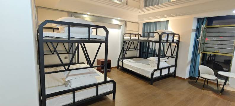 极限星光电竞民宿(万达广场店)图片