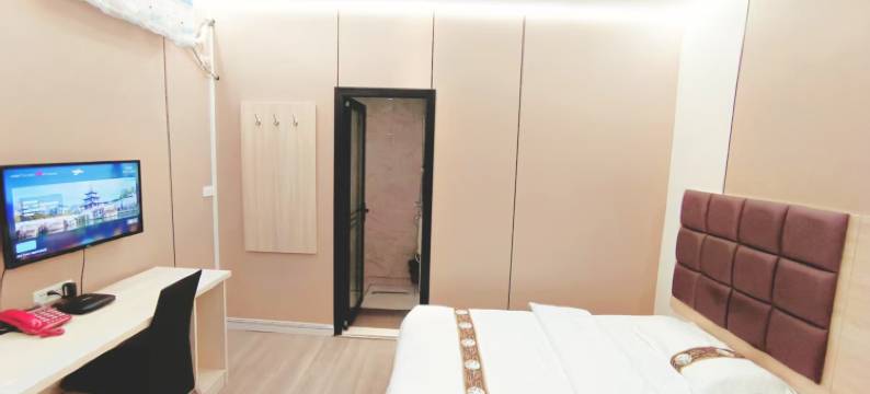 石阡三五电竞酒店(古温泉景区店)图片