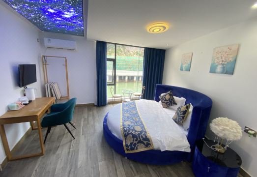 Shenzhen Hua Zhu Xiao Yuan HomestaShenzhen Sha Yu Yong Hua Zhu Xiao Yuan Homesta Hotel Overview