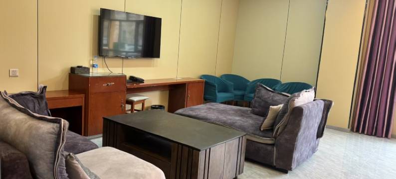 化隆格莱美酒店图片