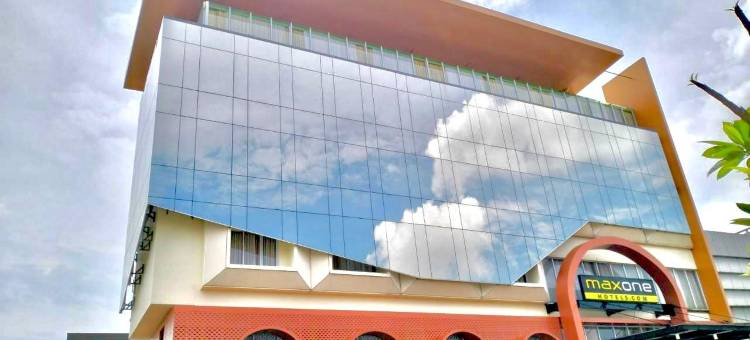 马科斯万帕尔姆邦酒店(MaxOneHotels at Vivo Palembang)图片