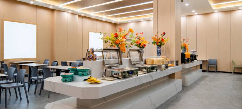 山海国际酒店(敦煌夜市店)图片
