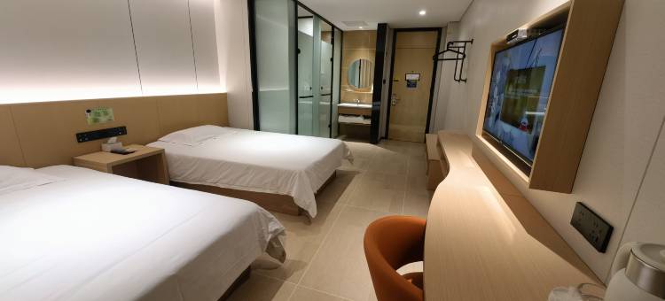 如家旗下·UP华驿智旅酒店(辛集皮革城市府大街店)图片