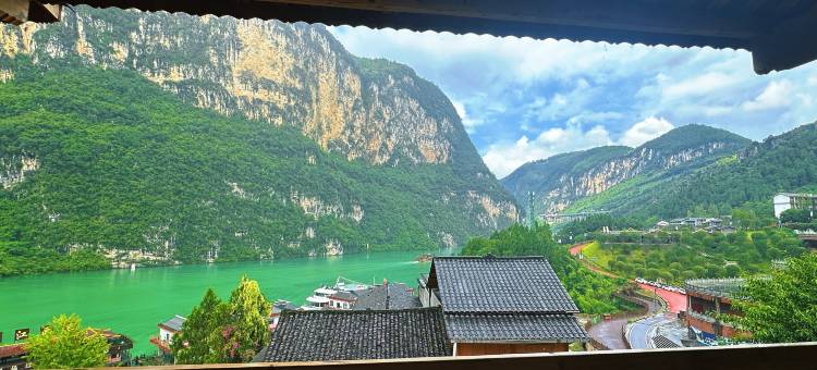 龚滩古镇江韵山宸民宿图片