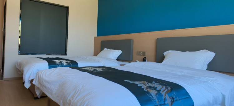 红原夏日牧归民宿图片