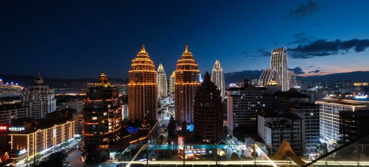 艺朵云端酒店(告庄西双景星光夜市店)图片