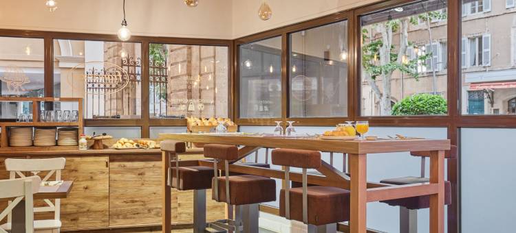 奥达里斯公寓酒店-中庭(Appart'Hôtel Odalys City - Aix en Provence Centre Palais des Congrès)图片