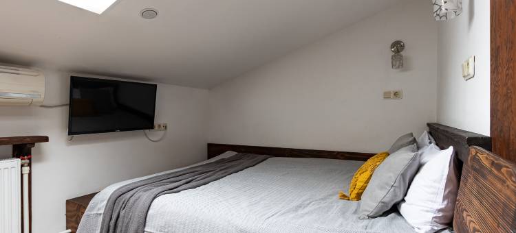 Nomera v Petergofe图片