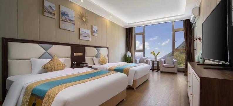 盛思度假大酒店(海螺沟磨西古镇店)图片