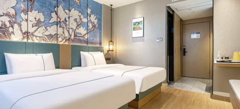 白玉兰酒店(枣庄高铁站六盘山路店)图片