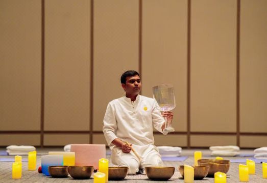 Surya Hotel Shanghai New Hongqiao Center Hotel Overview