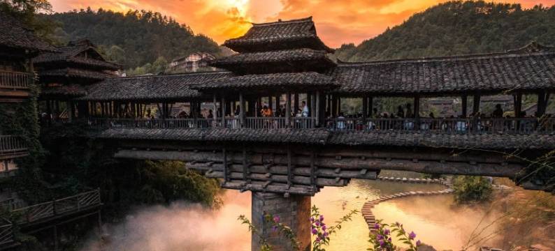 BEN·本酒店(国贸春天百货购物中心苏州路店)图片