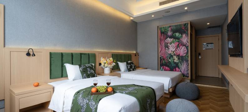 山禾里酒店(昭通威信环城西路店)图片