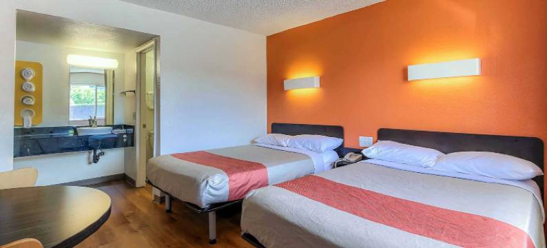 普莱森顿6号汽车旅馆(Motel 6 Pleasanton, CA)图片