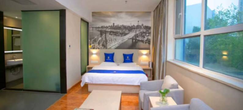 速8精选酒店(吐鲁番店)图片