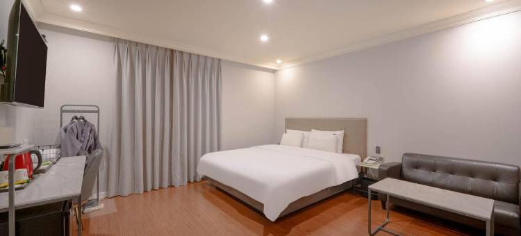 龟浦棕点酒店(Brown-Dot Hotel Gupo)图片