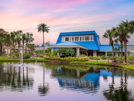 奥兰多西部希尔顿假日俱乐部水晶酒店