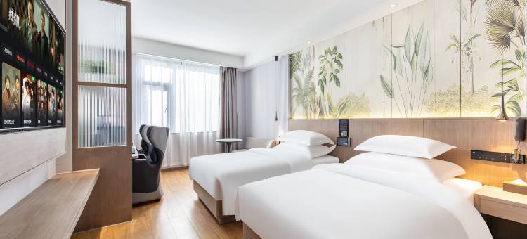 麦田亚曼国际酒店(廿三里开元南街店)图片