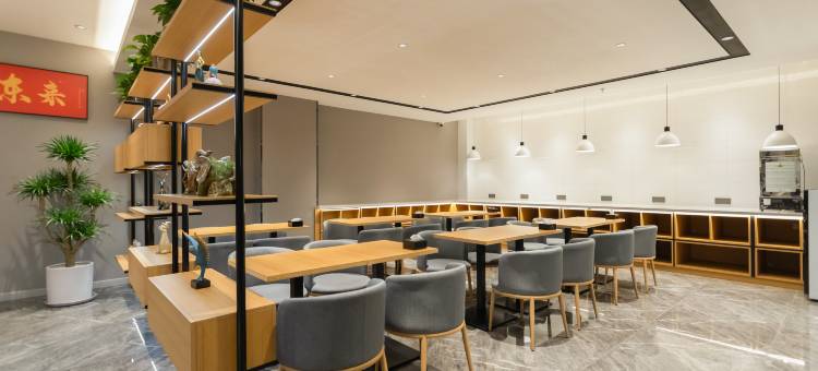 诗乔酒店(沈阳北站沈阳大学地铁站店)图片