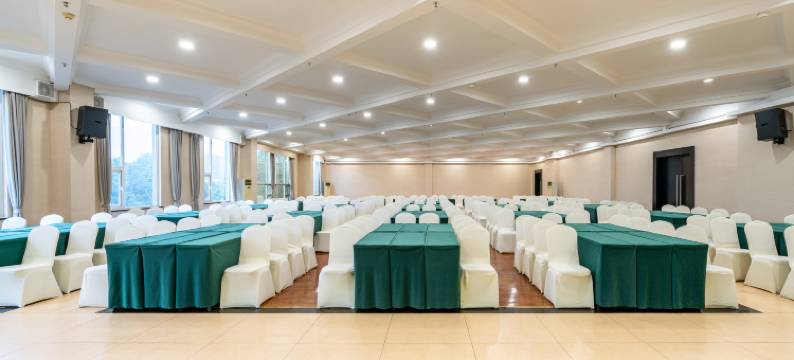 鹤都家园酒店图片