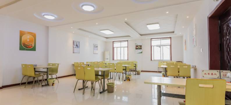八一商务酒店(柘城汽车站店)图片