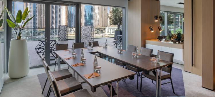 迪拜葳达码头及游艇俱乐部酒店(Vida Dubai Marina & Yacht Club)图片