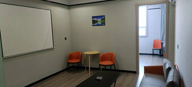 如家华驿酒店精选(衡水火车站万达广场店)图片