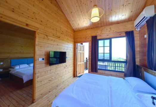 Linhai Yunqi Mountain ResidenceHotel Overview